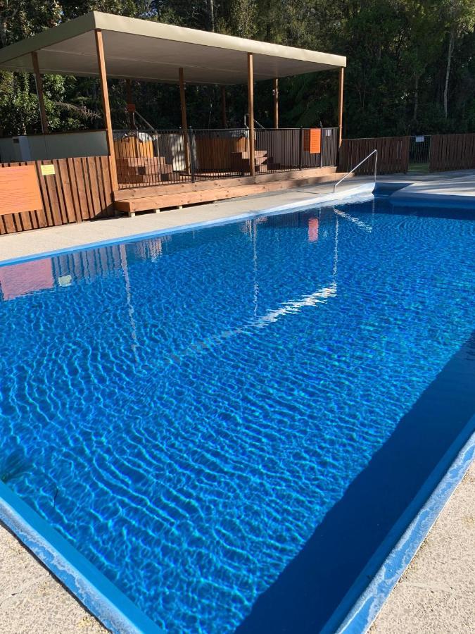 Sapphire Springs Holiday Park And Thermal Pools Катикати Экстерьер фото